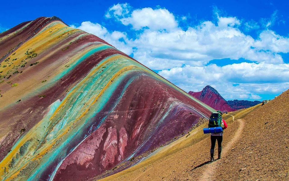 2 Days: Hike to Ausangate + Rainbow Mountain Private Tour