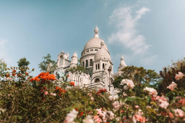 4 Hours Marais and Montmartre in Paris With Hotel Pickup