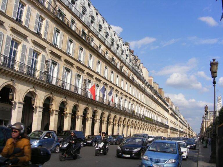 All Inclusive Private Car Tour of Paris