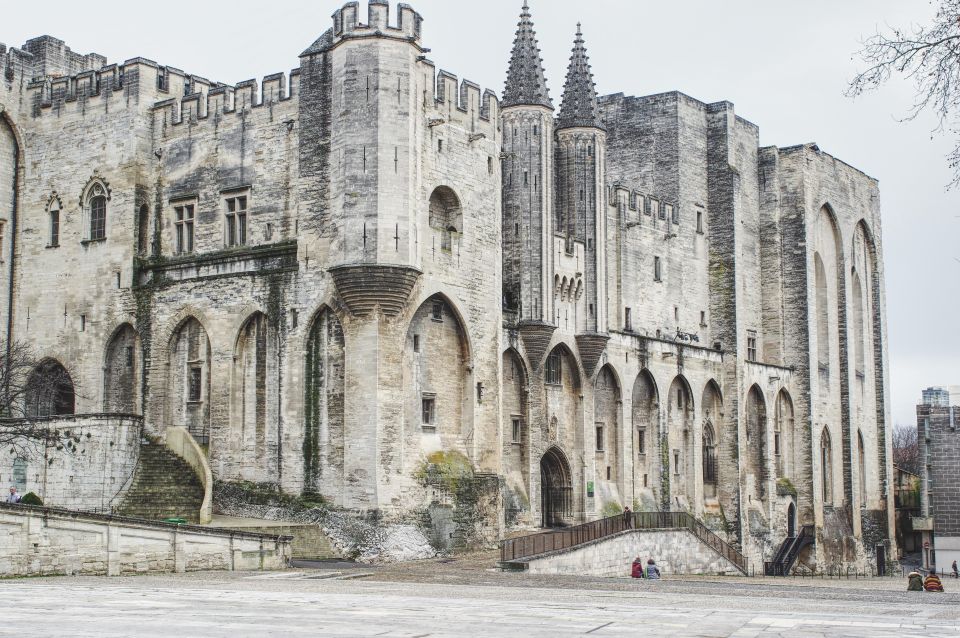 Avignon: Tour With Private Guide - Cancellation Policy and Additional Information