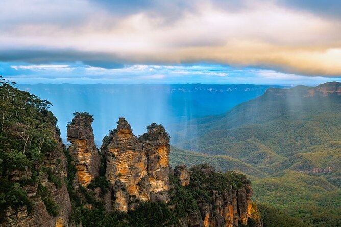 Blue Mountains Day Trip With Wines, Hikes & Lookouts