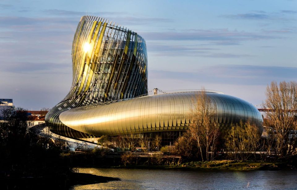 Bordeaux City - Wine Discovery - Bordeaux City: Location and Overview