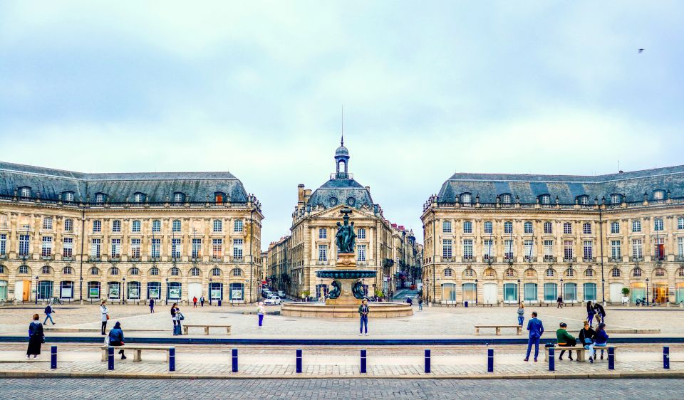 Bordeaux: Private Exclusive History Tour With a Local Expert - Tour Overview