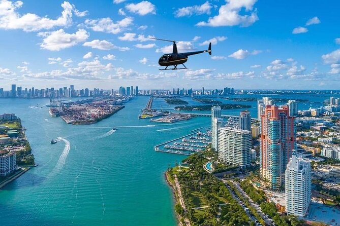 Deluxe Miami Helicopter Tour: Beaches, Skyline, and More