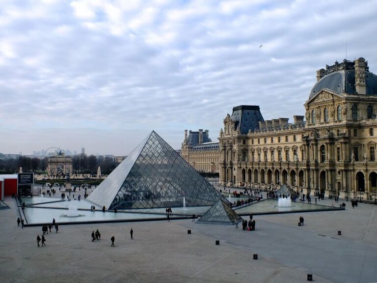 Discover Paris in Style: Private Guided Walking Tour