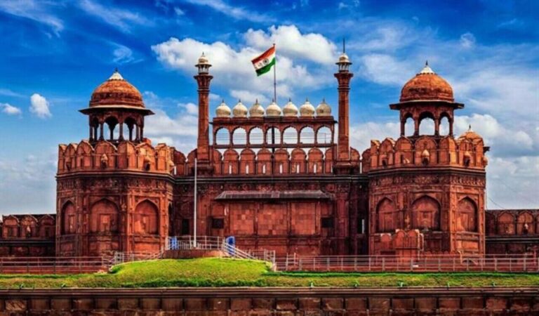 From Delhi/jaipur:- Sameday Taj Mahal & Agra Tour by Car