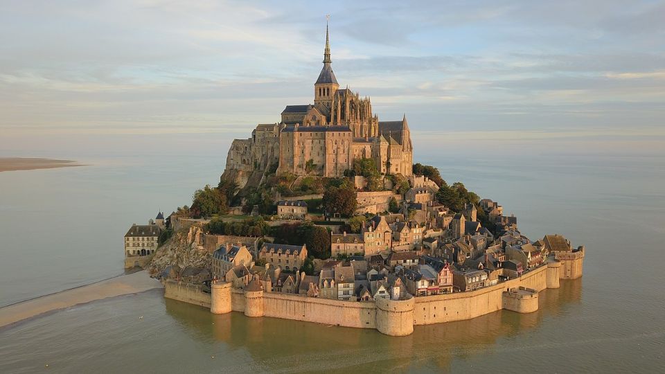 From Le Havre: Mont Saint-Michel Private Full-Day Tour - Tour Details