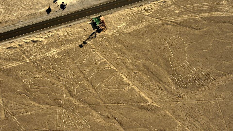 From Lima: Full Day Flight Over in the Nazca Lines - Experience