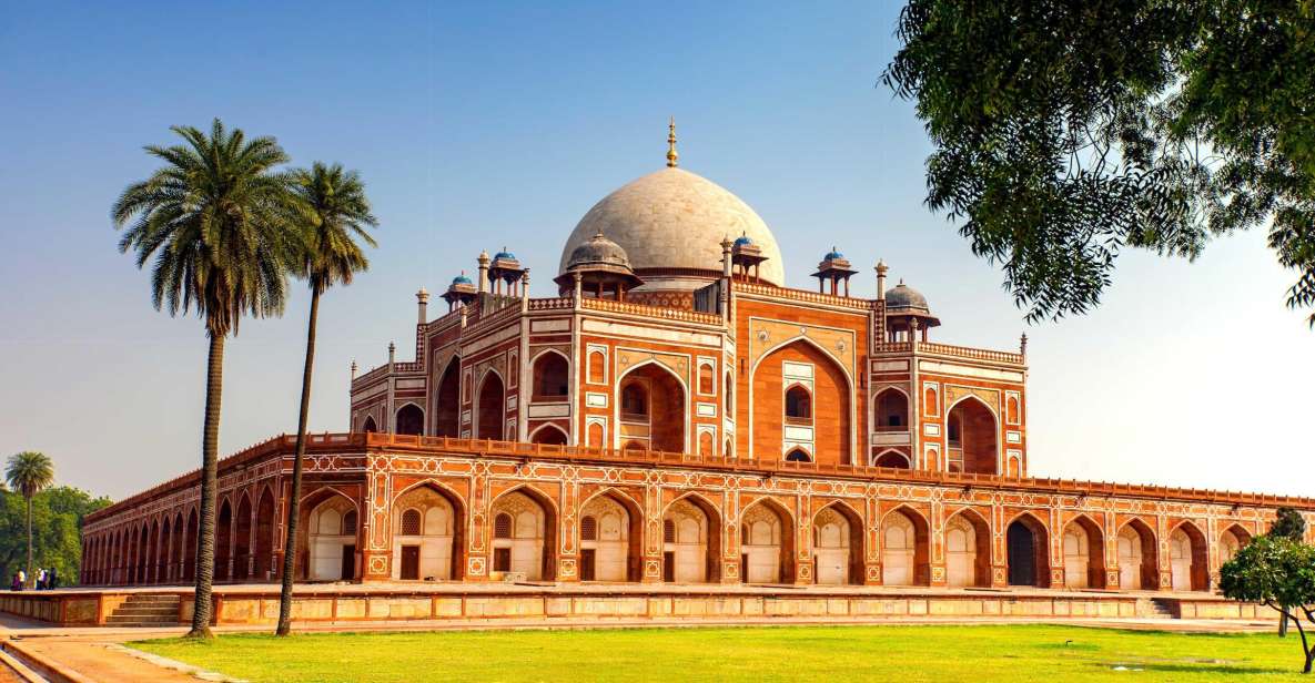 Full Day Old Delhi and New Delhi Tour