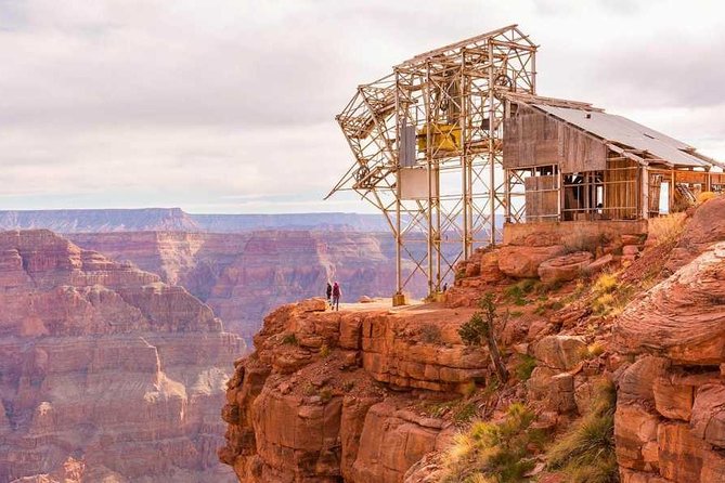 Grand Canyon, Hoover Dam and Joshua Tree Small Group Tour - Tour Itinerary Details