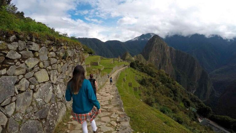 Inca Trail to Machu Picchu 4 Days 3 Nights