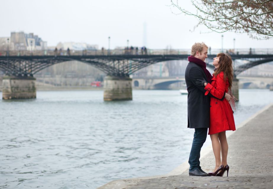 Inspiring Paris Walking Tour for Couples - Tour Details