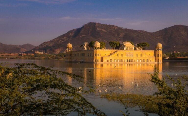Jaipur: Full-Day Sightseeing Tour by Tuk Tuk & Guide