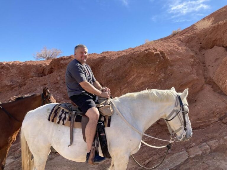 Las Vegas: Horseback Riding With Breakfast