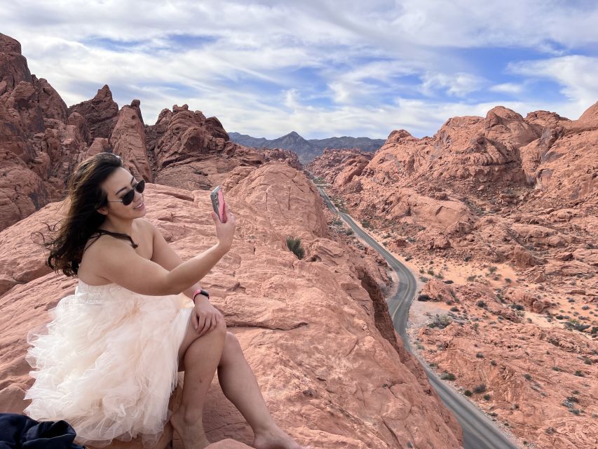 Las Vegas: Valley of Fire and Seven Magic Mountains Day Trip - Tour Details