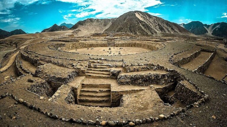 Lima: Classical Excursion to Caral | Private |