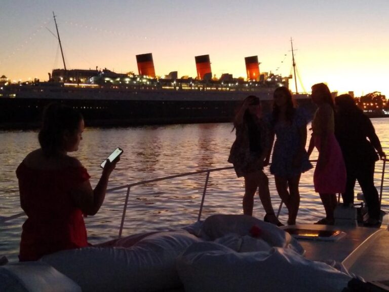 Long Beach: Private Night or Daytime Yacht Cruise