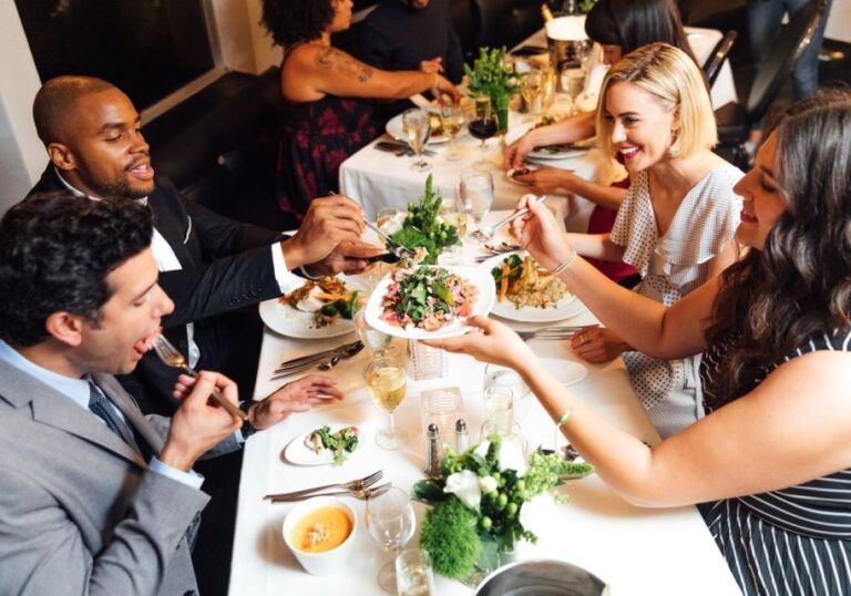 Marina Del Rey: Thanksgiving Buffet Brunch or Dinner Cruise