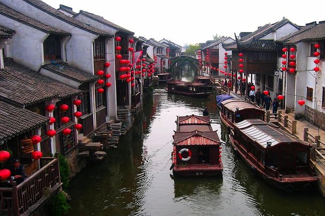 Mini Group: One-Day Zhouzhuang and Jinxi Water Town Tour