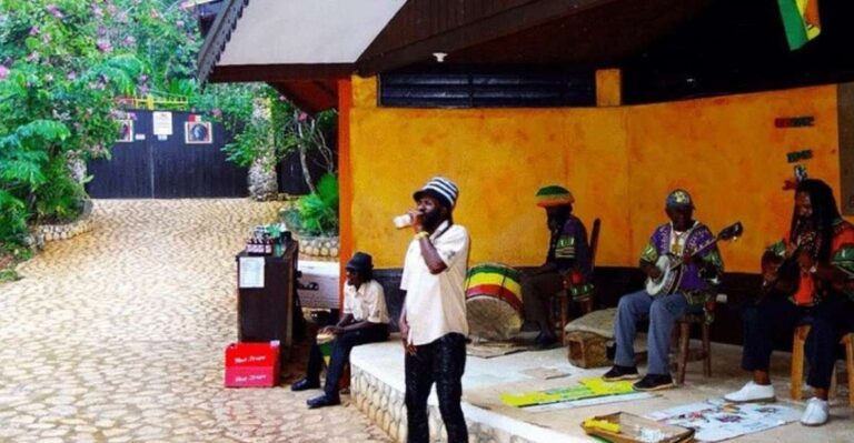 Montego Bay: Bob Marley Tour, Dunns River and Secret Falls