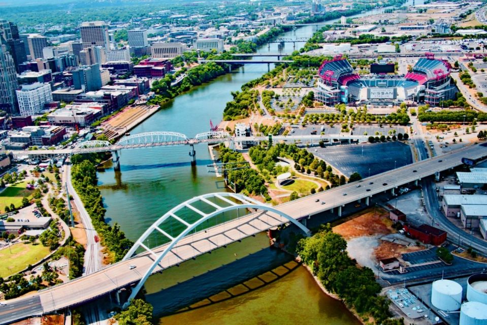 Nashville: Downtown Helicopter Experience