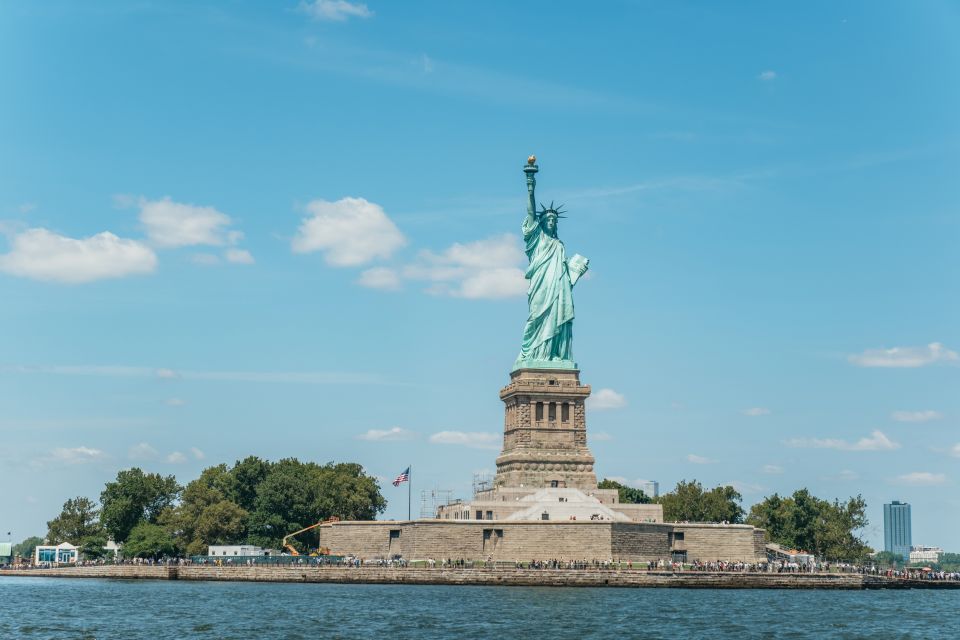 NYC: Luxury Brunch, Lunch or Dinner Harbor Cruise - Important Information