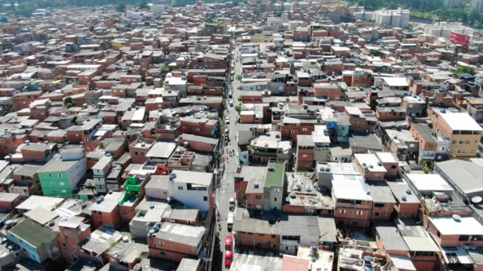 Paraisópolis: São Paulo's Vibrant Favela & Its Hidden Artist - Paraisópolis: a Glimpse Into Favela Life