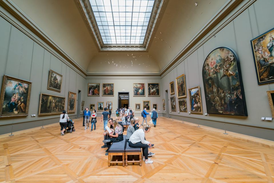 Paris: Louvre Museum Masterpieces Tour With Reserved Access - Tour Details
