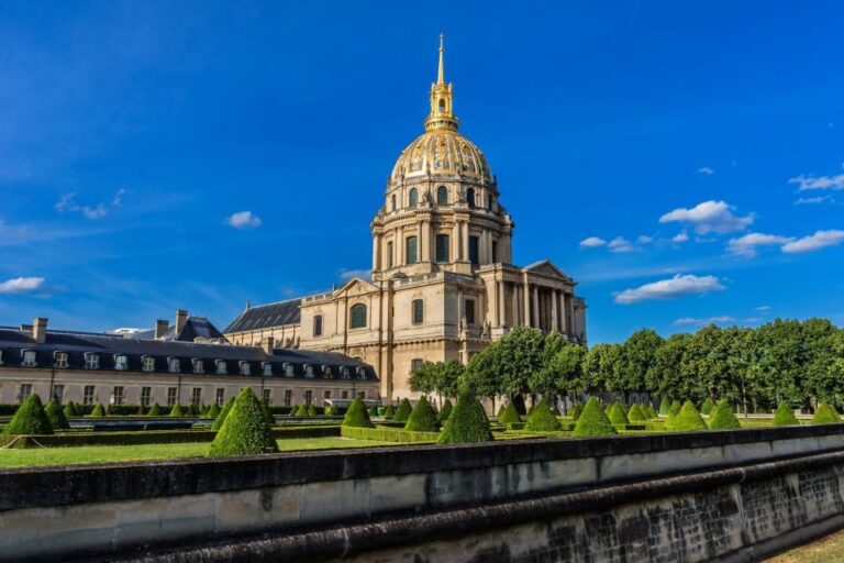 Paris: Private Guided Tour and Transfer to Airport