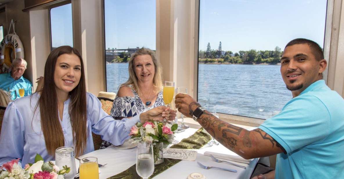 Portland: Champagne Brunch Cruise on Willamette River - Key Points