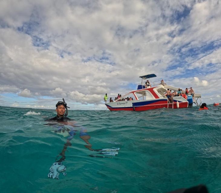 Private Catamaran Boat Cruise