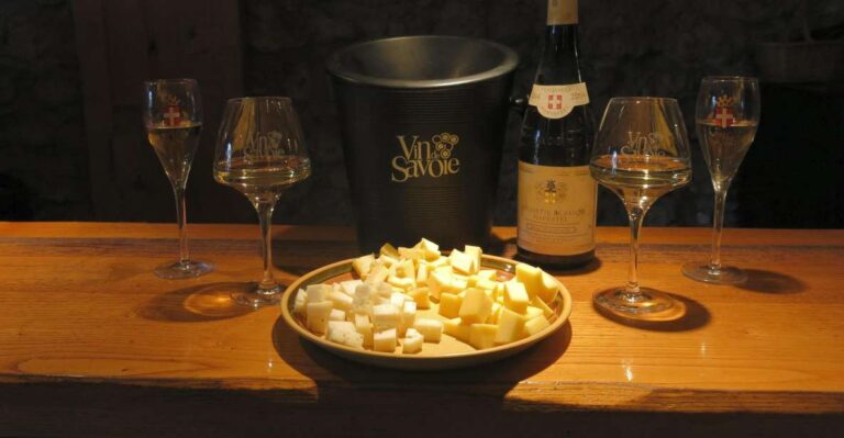 Private Cheeses and Wines Tasting