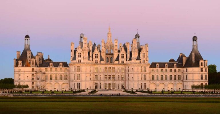 Private Tour From Paris to Loire Castles & Michelin Lunch