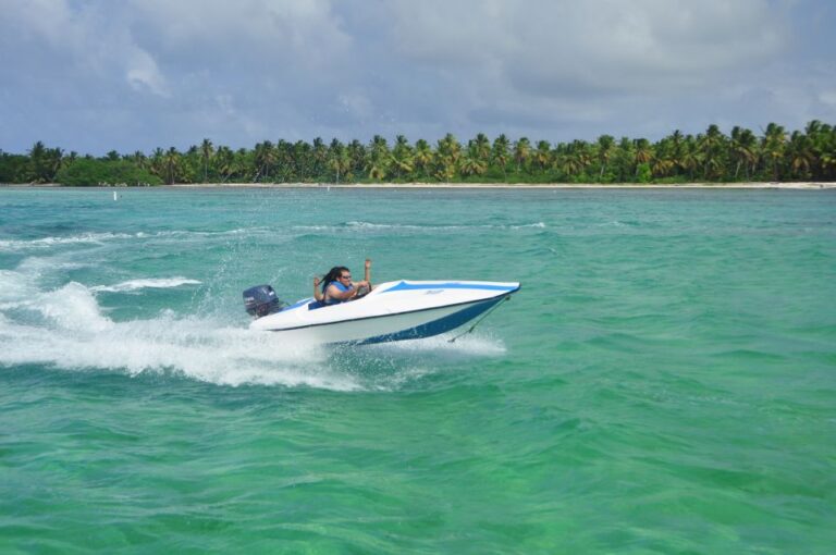 Punta Cana: Catamaran, Speed Boat & Snorkeling Tour