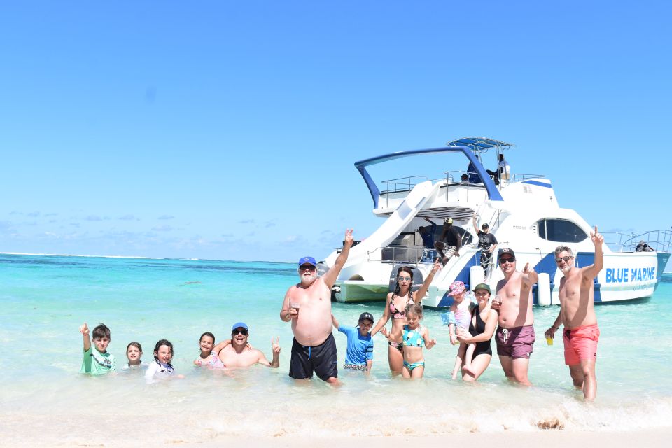 Punta Cana: Private VIP Catamaran Party Cruise and Snorkel