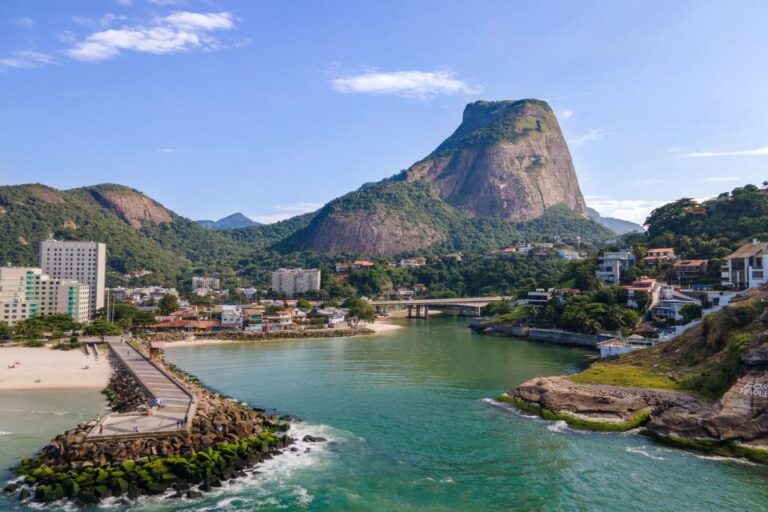 Rio De Janeiro: Boat Tour and Towed Buoy to Gigóia Island