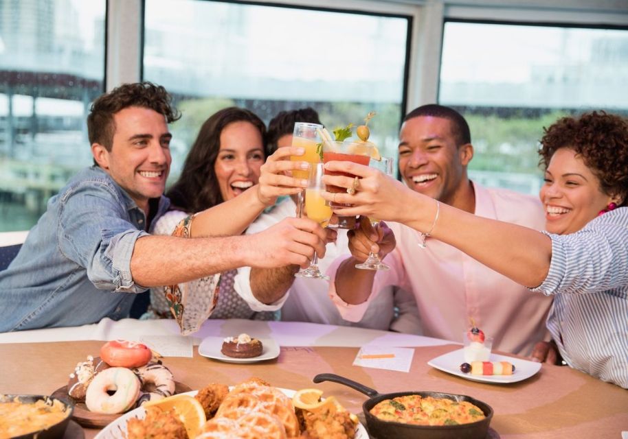 San Diego: Thanksgiving Day Buffet Brunch or Dinner Cruise - Cruise Details