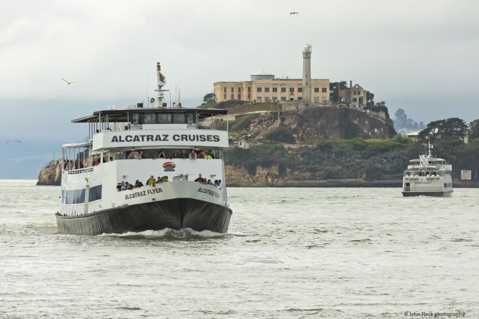 San Francisco: Golden Gate Bike Tour and Alcatraz Ticket - Activity Overview