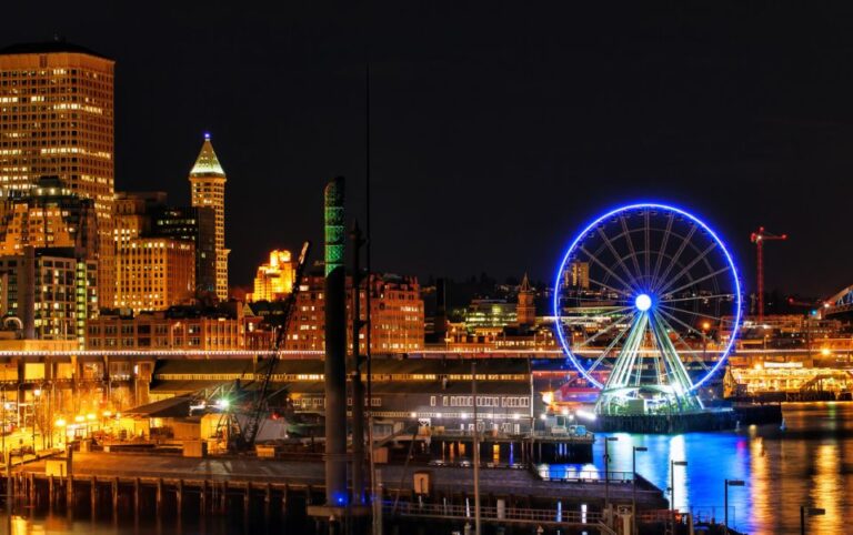 Seattle: Scenic Night Tour With Space Needle & Skywheel