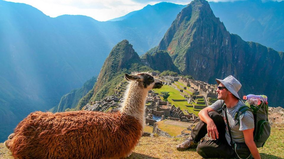 Short Inca Trail to Machu Picchu 2D/1N - Tour Overview