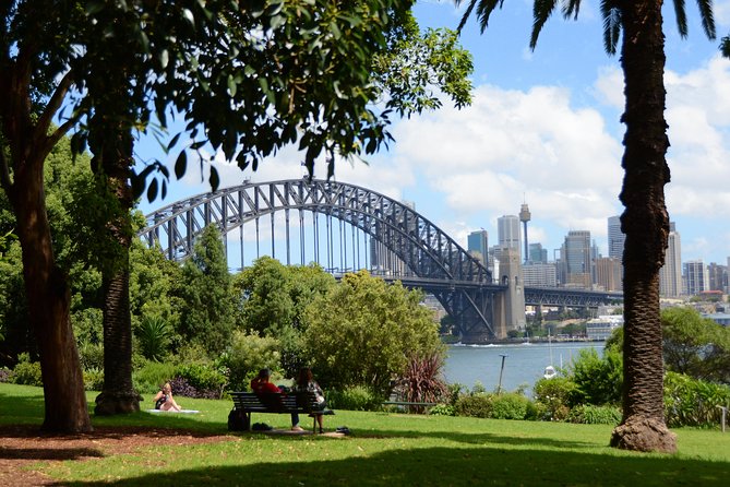 Sydney Harbour: A Self-Guided Audio Tour to Lavender Bay
