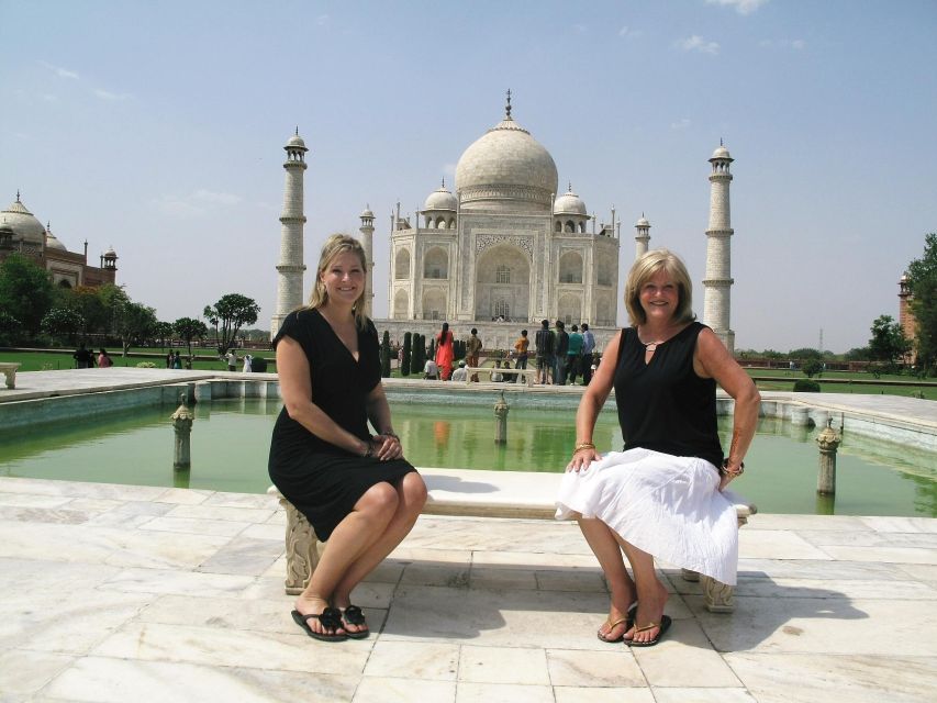 Taj Same Day by Local Flights From Mumbai