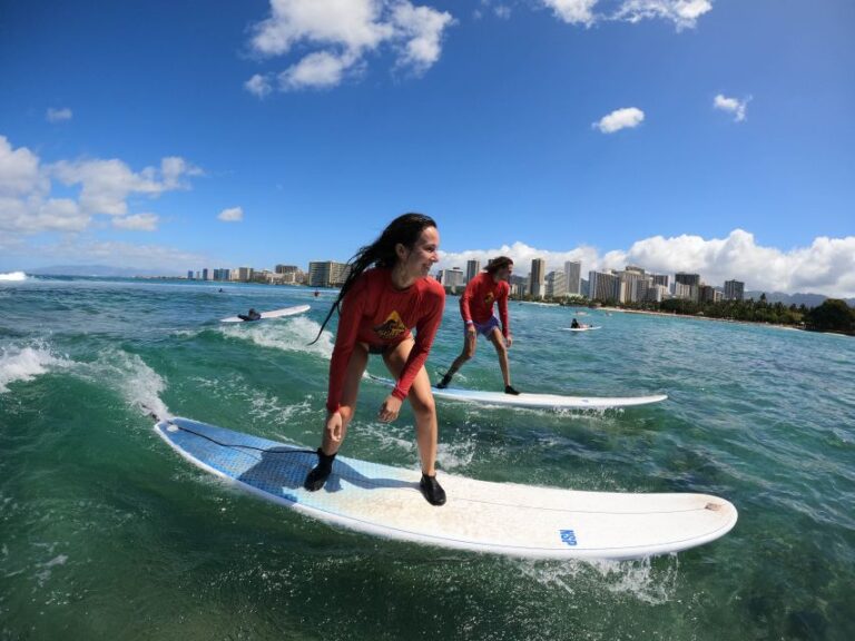 Two Students to One Instructor Surfing Lesson in Waikiki