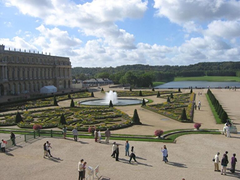 Palace of Versailles Private,Tickets and Transfer From Paris