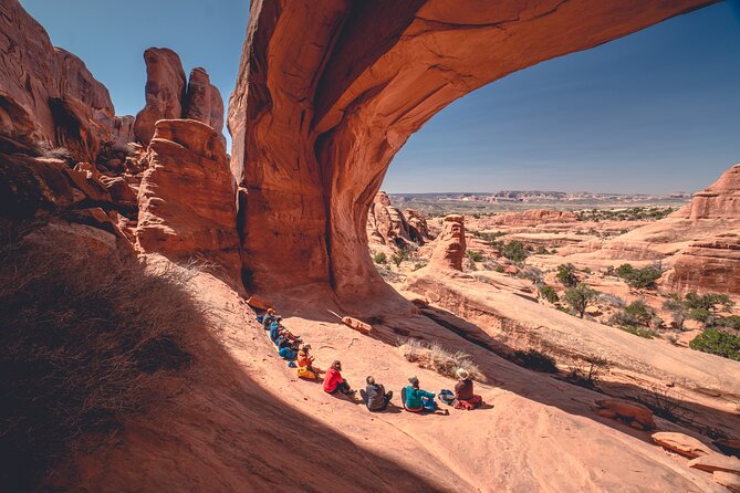Arches Full Day Private Tour and Hike - Pickup Information
