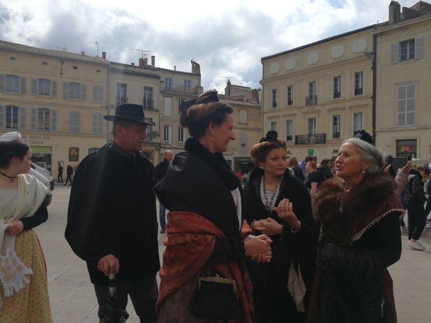 Arles, Saint-Rémy & Les Baux De Provence: Guided Tour - Tour Highlights