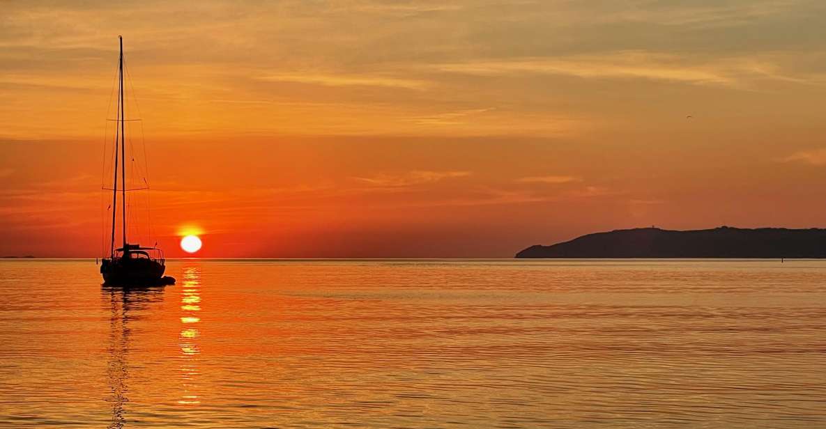 At Sea Departure From Hyères: Sunset by Sailboat - Reservation Process