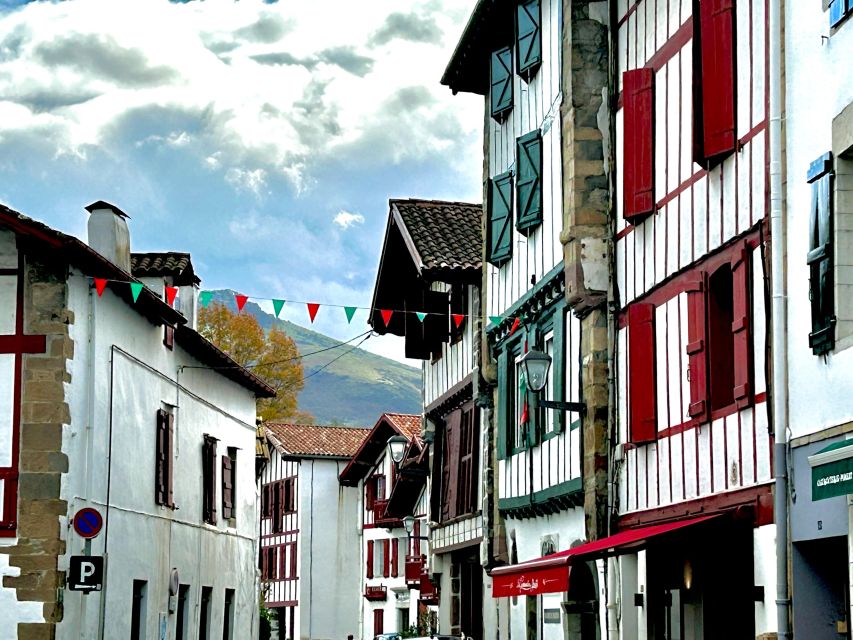 Biarritz : 1/2 Day Inland Excursion! - Espelette Village Exploration