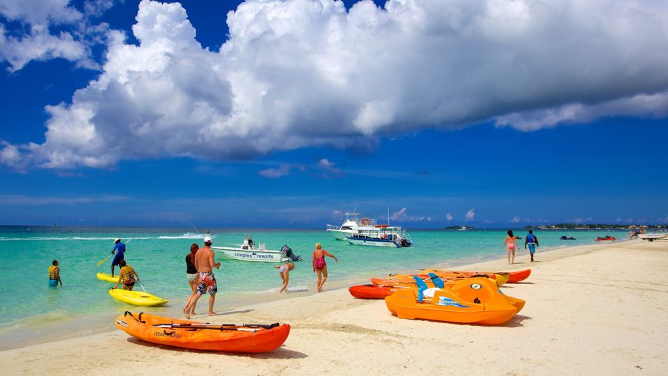 Blue Hole Mineral Spring, Rick's Cafe & 7 Miles Beach Tour - Tour Inclusions