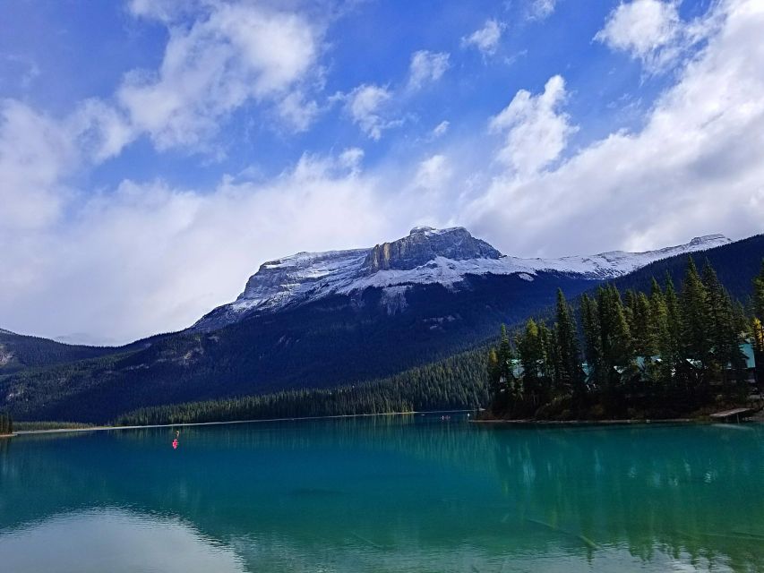 Day Tour: Lake Louise, Moraine Lake and Emerald Lake - Activity Details